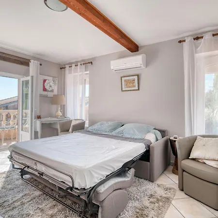 Chez Anne Marie Et Daniel شقة