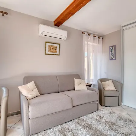 Chez Anne Marie Et Daniel *