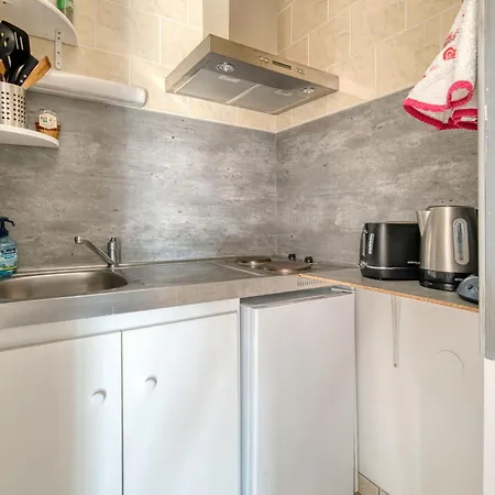 Chez Anne Marie Et Daniel Gardouch